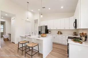 460 Grenadier Ave NW, Palm Bay, FL 32907 - Photo 6