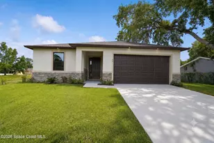 460 Grenadier Ave NW, Palm Bay, FL 32907 - Photo 1