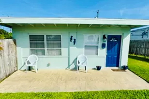 2571 Vernon Dr NE, Palm Bay, FL 32905 - Photo 2