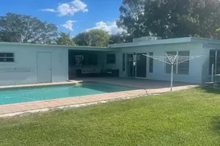 2571 NE Vernon Dr NE, Palm Bay, FL 32905 - Photo 6