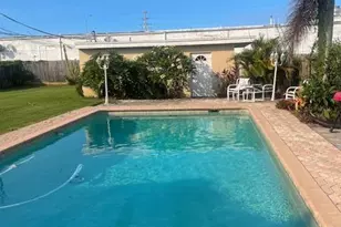 2571 NE Vernon Dr NE, Palm Bay, FL 32905 - Photo 46