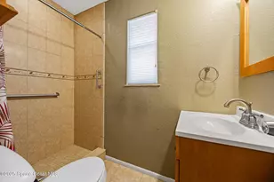 410 Lund Cir, Melbourne, FL 32901 - Photo 14