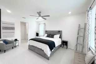 684 Veridian Cir NW, Palm Bay, FL 32907 - Photo 10