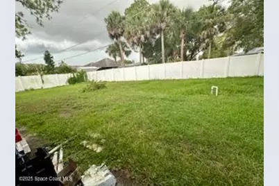 626 Braddock Street, Sebastian, FL 32958 - Photo 2