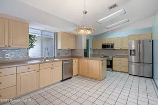 854 Dale Cir, Sebastian, FL 32958 - Photo 24