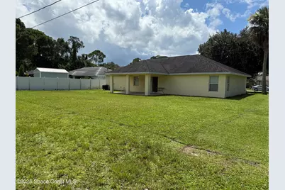 265 Delmonico Street NE, Palm Bay, FL 32907 - Photo 4