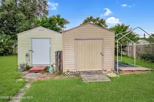 1426 Healey St NW, Palm Bay, FL 32907 - Photo 4