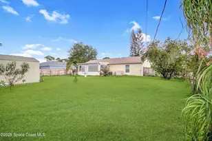 1426 Healey St NW, Palm Bay, FL 32907 - Photo 2
