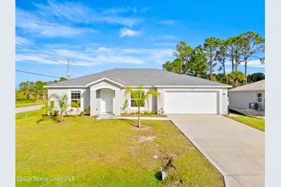 499 Oakleaf Street SW, Palm Bay, FL 32908 - Photo 1