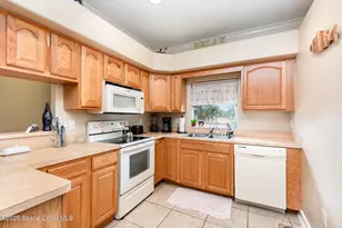 2097 Hidden Grove Ln, Merritt Island, FL 32953 - Photo 6