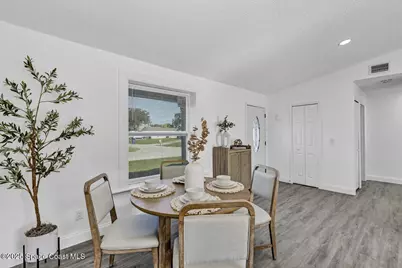 1099 Dusseldorf Avenue NW, Palm Bay, FL 32907 - Photo 4