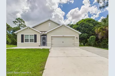 1066 Laconia Street, Sebastian, FL 32958 - Photo 1