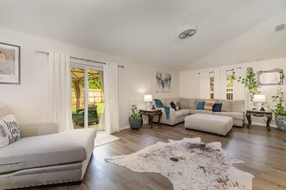 1736 Vista Lake Circle, Melbourne, FL 32904 - Photo 2