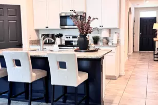 668 Old Country Rd S E, Palm Bay, FL 32909 - Photo 4