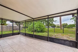 1657 Clover Cir, Melbourne, FL 32935 - Photo 20