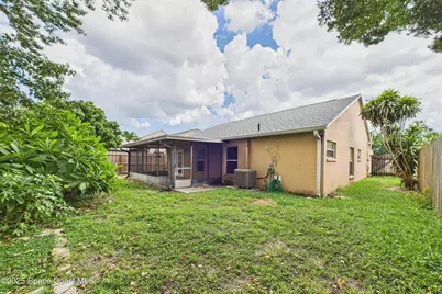 1657 Clover Circle, Melbourne, FL 32935 - Photo 24