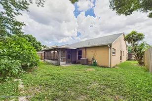 1657 Clover Cir, Melbourne, FL 32935 - Photo 24