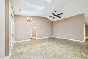 1657 Clover Cir, Melbourne, FL 32935 - Photo 6