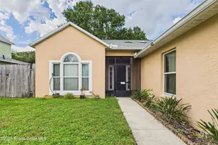 1657 Clover Cir, Melbourne, FL 32935 - Photo 2