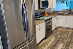 720 S Brevard Ave, Cocoa Beach, FL 32931 - Photo 4