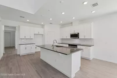 788 Soleway Avenue NW, Palm Bay, FL 32907 - Photo 6