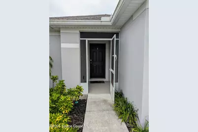 1115 Dania Circle NE, Palm Bay, FL 32905 - Photo 4