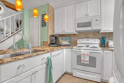 238 N Seaport Boulevard, Cape Canaveral, FL 32920 - Photo 4