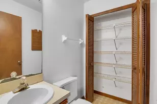 1803 SE Sir Lancelot Dr, Port Saint Lucie, FL 34952 - Photo 18