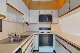 1803 SE Sir Lancelot Dr, Port Saint Lucie, FL 34952 - Photo 16