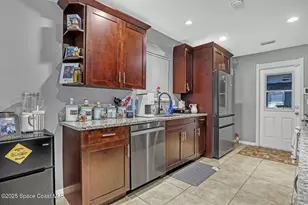 871 Dunkirk Ave NW, Palm Bay, FL 32907 - Photo 12