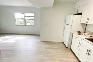 1042 Sea Grape Dr, Melbourne, FL 32935 - Photo 4