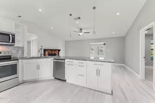 2747 Emerson Dr SE, Palm Bay, FL 32909 - Photo 6