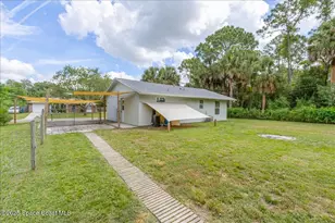 1076 Ivanhoe St NW, Palm Bay, FL 32907 - Photo 14