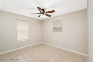 1076 Ivanhoe St NW, Palm Bay, FL 32907 - Photo 10