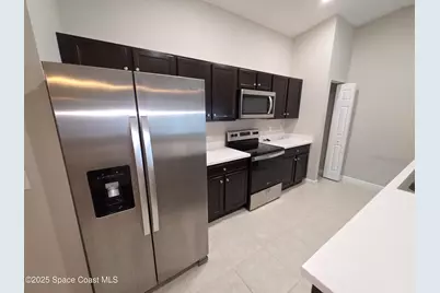 259 Webbwood Avenue SW, Palm Bay, FL 32908 - Photo 12