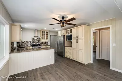 201 S Singleton Avenue, Titusville, FL 32796 - Photo 6