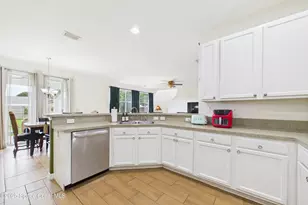 818 Boeing St NE, Palm Bay, FL 32907 - Photo 8