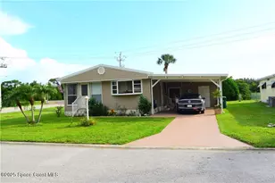 901 Laurel Cir, Barefoot Bay, FL 32976 - Photo 1