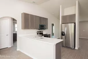 384 J T Sancho St SW, Palm Bay, FL 32908 - Photo 8