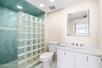 877 N Highway A1A #1106, Indialantic, FL 32903 - Photo 16