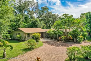 544 S Wildwood Ln, Melbourne Village, FL 32904 - Photo 1