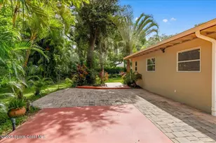 544 S Wildwood Ln, Melbourne Village, FL 32904 - Photo 6