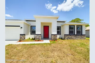 692 Mistletoe Street SW, Palm Bay, FL 32908 - Photo 2