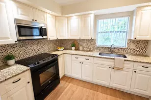 3135 Shady Dell Ln, Melbourne, FL 32935 - Photo 2