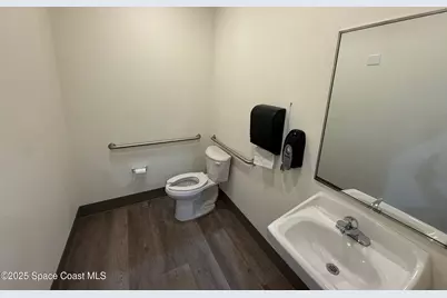 2161 Franklin Drive NE #2-3 (3,500 Sf), Palm Bay, FL 32905 - Photo 10