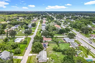 824 Thuringer St NW, Palm Bay, FL 32907 - Photo 2