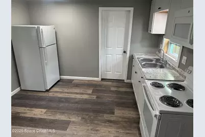 330 Palm Avenue #3, Cocoa, FL 32922 - Photo 2