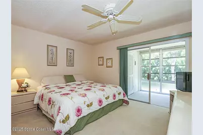 47 Woodland Drive #201, Vero Beach, FL 32962 - Photo 2