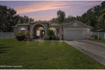 3817 Redwood Drive, Land O Lakes, FL 34637 - Photo 2
