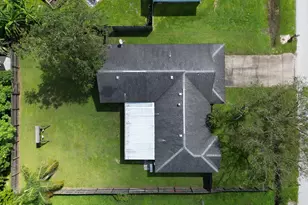 1429 Heartwellville St NW, Palm Bay, FL 32907 - Photo 10